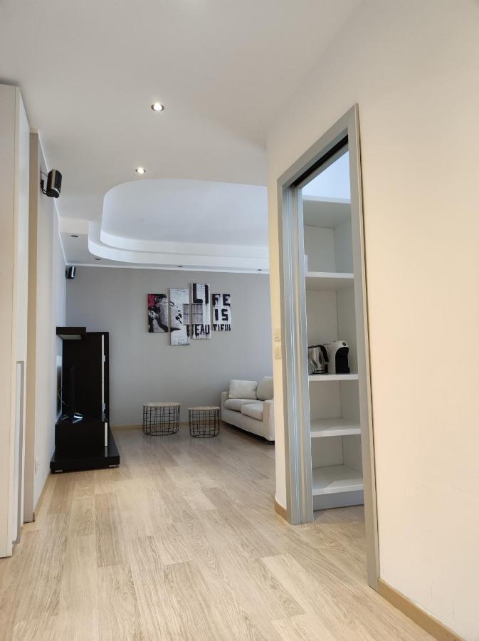 Qu4Ttro Apartment Riva del Garda Luaran gambar